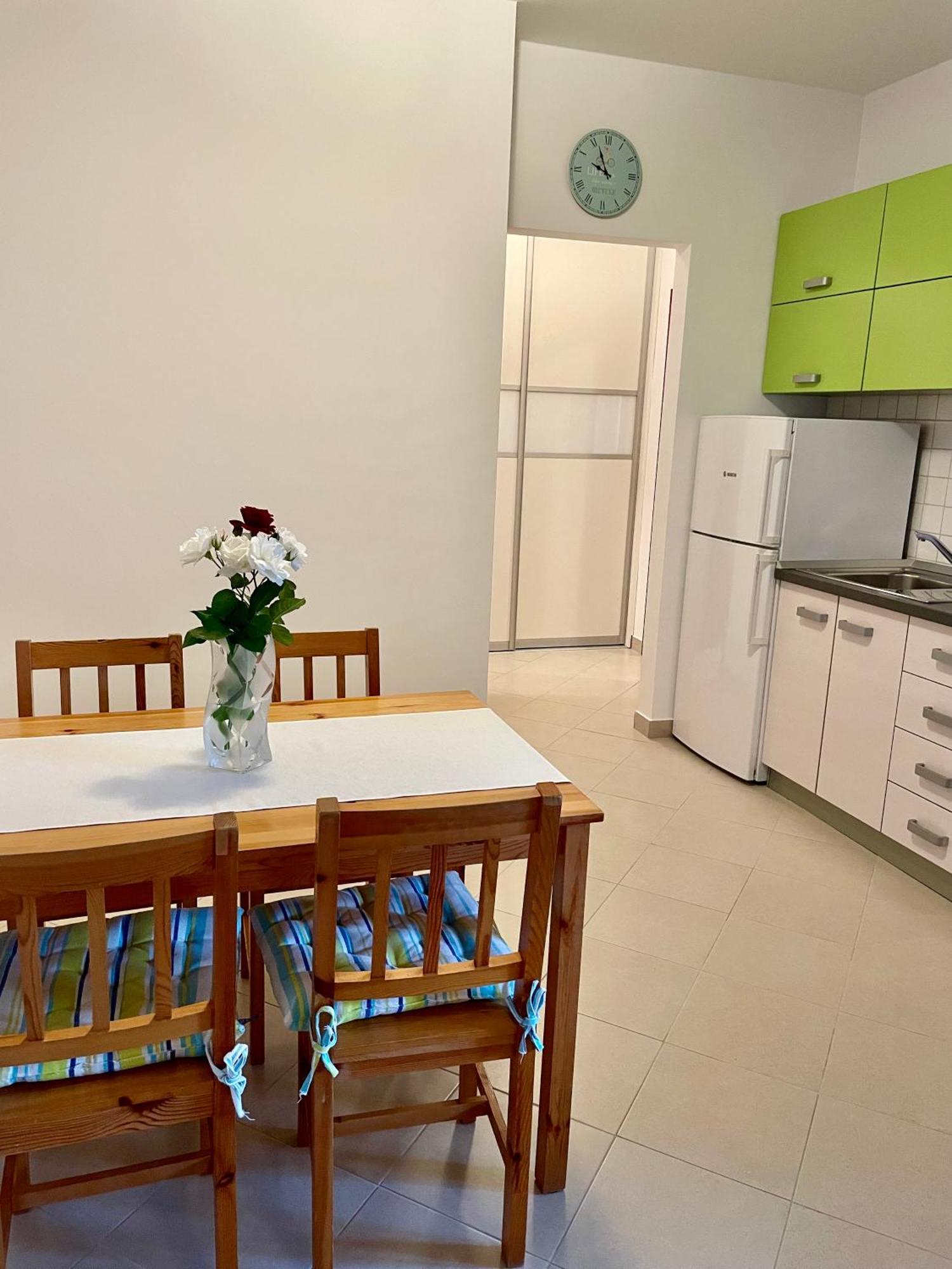Aurelia Apartment Макарска Экстерьер фото